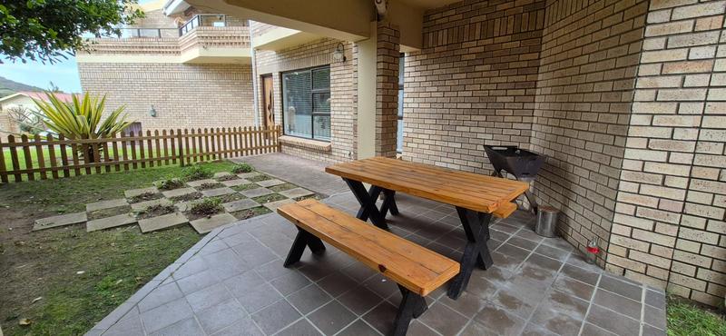 To Let 4 Bedroom Property for Rent in Hersham Western Cape